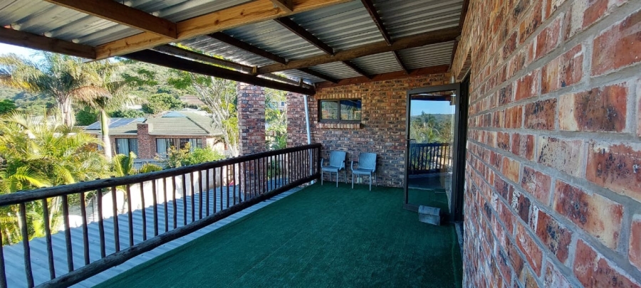 5 Bedroom Property for Sale in Gonubie Eastern Cape